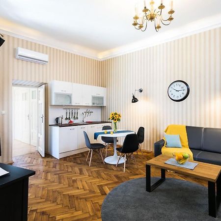 Exclusive Royal Apartments Cracovia Esterno foto