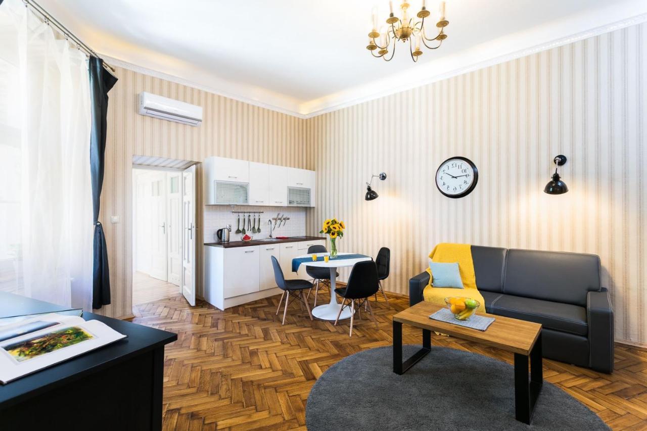 Exclusive Royal Apartments Cracovia Esterno foto